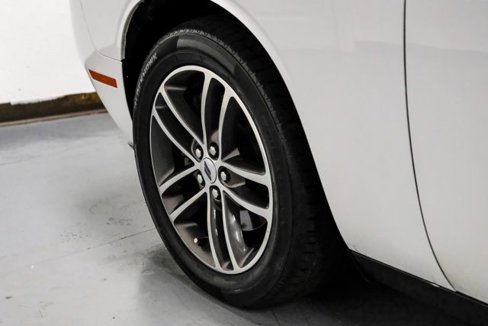 Used 2019 Dodge Challenger SXT image 40