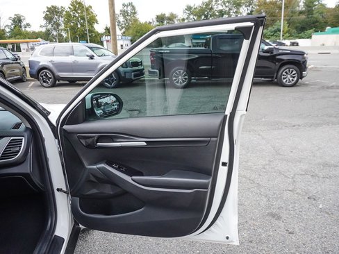 Used 2022 Kia Seltos LX image 20