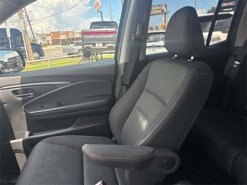 Used 2019 Honda Ridgeline Sport image 18