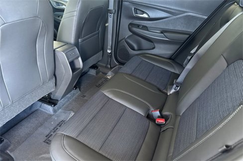 New 2025 Buick Envista Preferred image 13