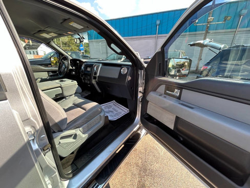Used 2013 Ford F150 XLT w/ Luxury Equipment Group image 9