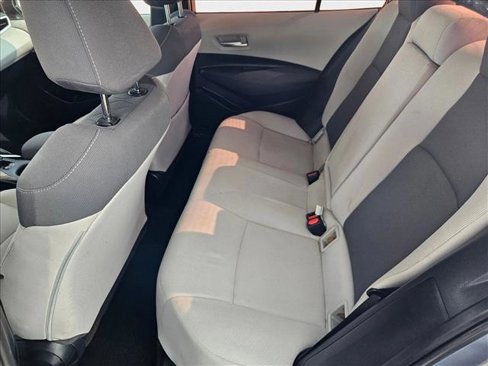 Used 2021 Toyota Corolla LE image 16