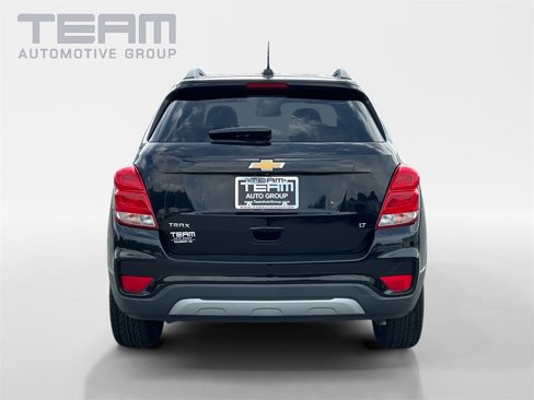 Used 2019 Chevrolet Trax LT w/ LT Convenience Package image 6