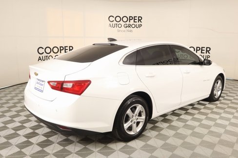Used 2020 Chevrolet Malibu LS w/ Driver Confidence Package II image 19