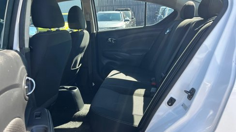 Used 2018 Nissan Versa SV image 10