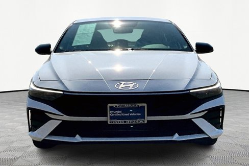 Certified 2025 Hyundai Elantra Sport image 3