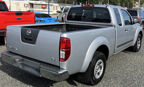 Used 2006 Nissan Frontier XE w/ (G01) XE Preferred Pkg image 3