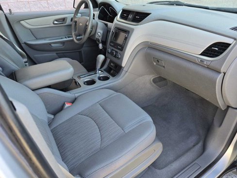 Used 2017 Chevrolet Traverse LS image 6