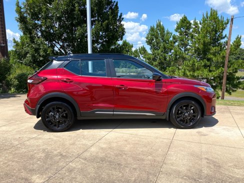 Used 2023 Nissan Kicks SR image 7