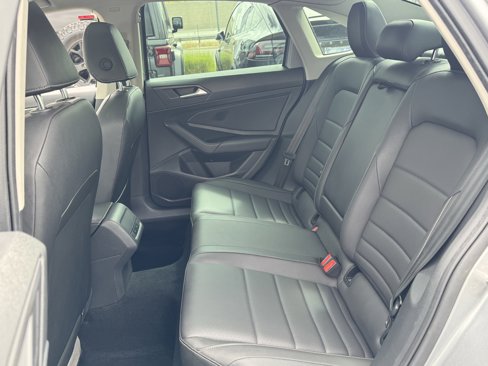 Used 2021 Volkswagen Jetta SEL image 34