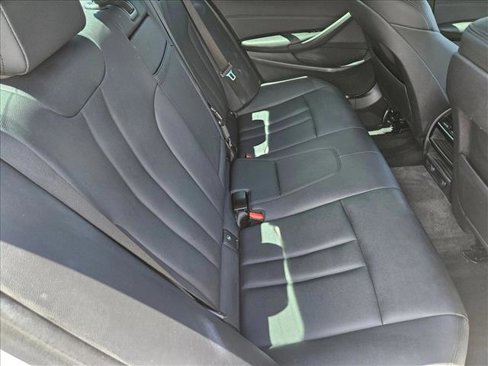 Used 2019 BMW 530e w/ Convenience Package image 21