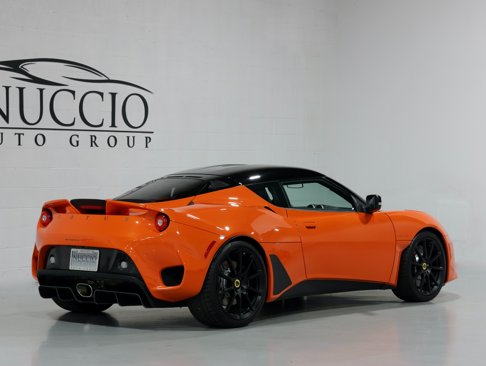 Used 2021 Lotus Evora image 25