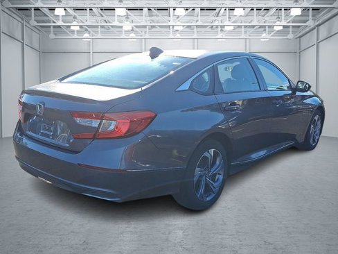 Used 2018 Honda Accord EX image 5