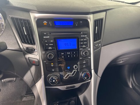 Used 2011 Hyundai Sonata GLS image 14