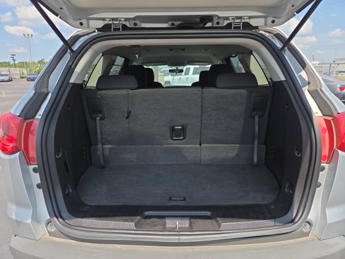 Used 2012 Chevrolet Traverse LT image 15