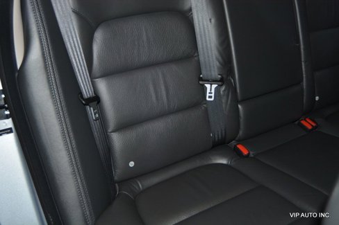 Used 2010 Volvo XC70 3.2 image 24
