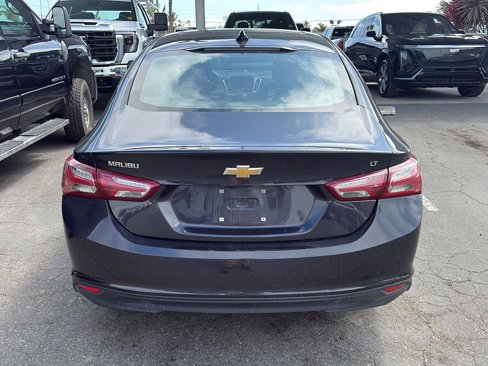 Used 2022 Chevrolet Malibu LT image 3