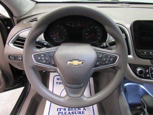 Used 2023 Chevrolet Malibu LT image 20
