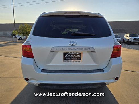 Used 2010 Toyota Highlander 2WD image 6