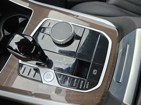Used 2022 BMW X5 sDrive40i w/ Premium Package image 38