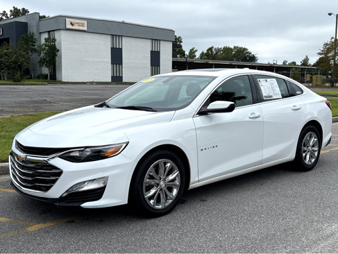 Used 2021 Chevrolet Malibu LT image 3