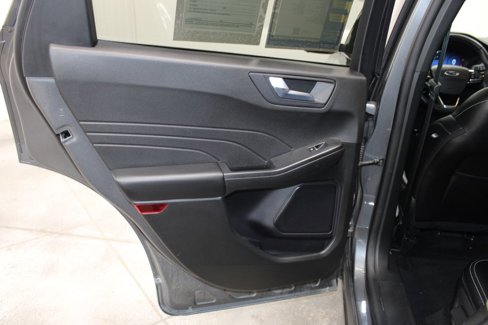 Used 2024 Ford Escape Platinum image 21