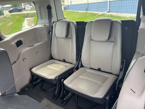 Used 2014 Ford Transit Connect Titanium image 14