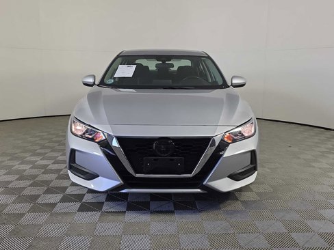 Used 2023 Nissan Sentra SV image 6