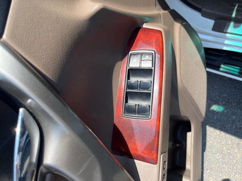 Used 2012 Lexus GX 460 Premium image 16