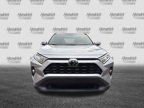 Used 2019 Toyota RAV4 XLE image 3