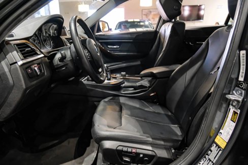 Used 2015 BMW 320i xDrive Sedan image 4