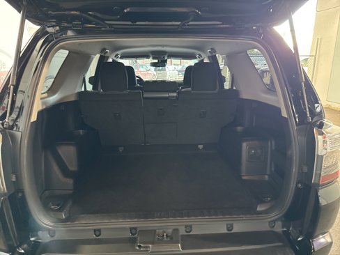 Used 2020 Toyota 4Runner SR5 image 22