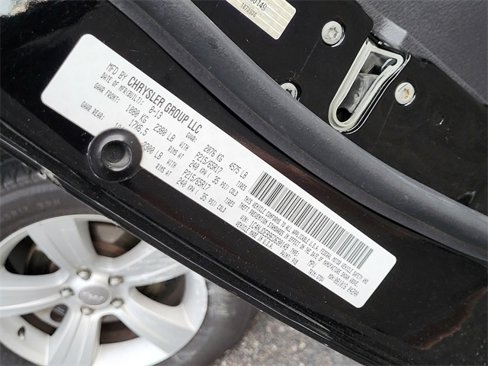 Used 2014 Jeep Compass Latitude image 29