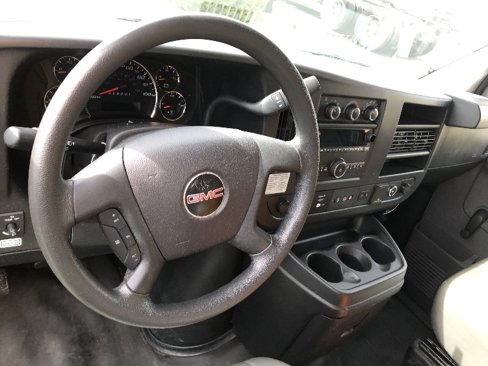 Used 2019 GMC Savana 3500 Extended w/ Driver Convenience Package image 17