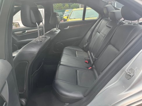 Used 2011 Mercedes-Benz C 350 Sport image 23