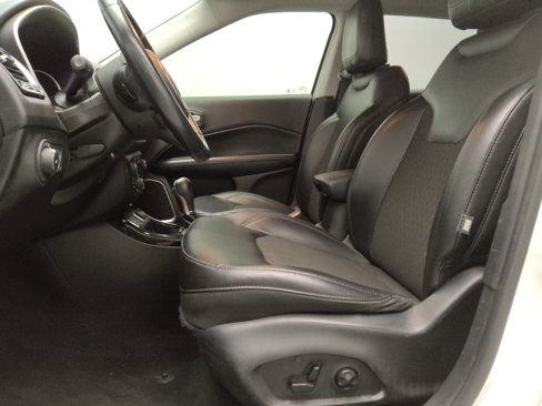 Used 2019 Jeep Compass Altitude image 17