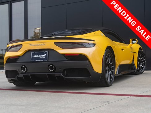 Used 2022 Maserati MC20 Coupe image 9