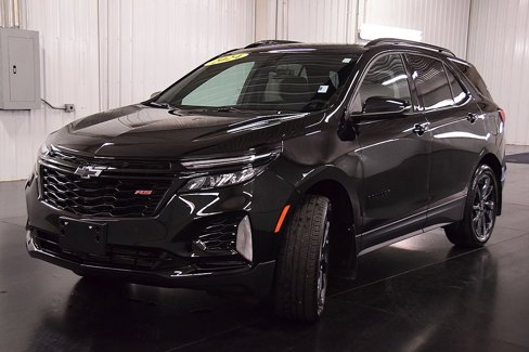 Used 2024 Chevrolet Equinox RS w/ RS Leather Package image 3