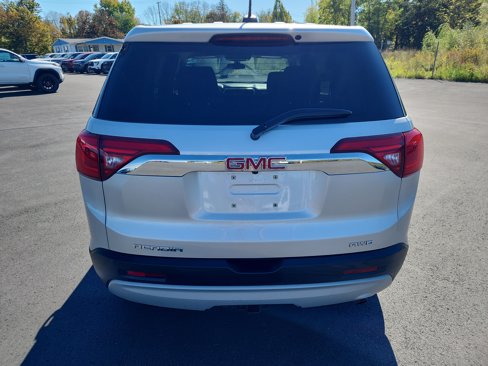 Used 2019 GMC Acadia SLE image 7