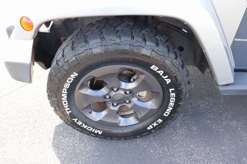Used 2017 Jeep Wrangler Unlimited Sport image 9