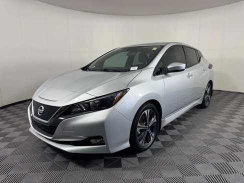Used 2022 Nissan Leaf SV image 3