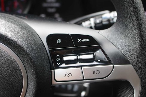 Used 2023 Hyundai Elantra SE image 22