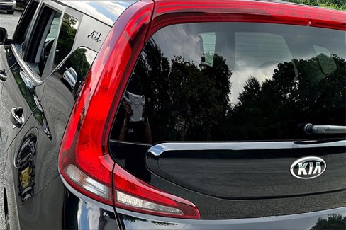 Used 2021 Kia Soul S image 20