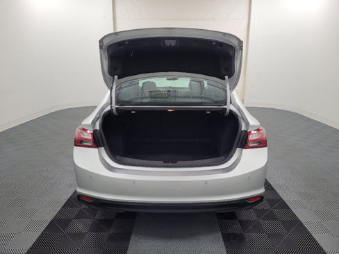 Used 2022 Chevrolet Malibu LT image 29