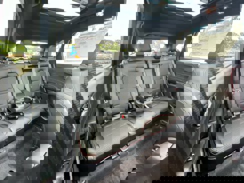 New 2025 Ford Escape ST-Line image 33