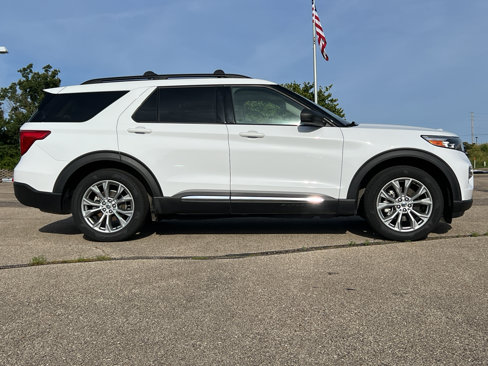 Used 2020 Ford Explorer XLT w/ Equipment Group 202A image 11