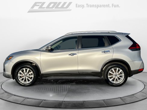 Used 2018 Nissan Rogue SV w/ Premium Package image 5