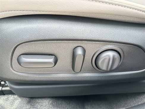 New 2025 Buick Envista Avenir image 20