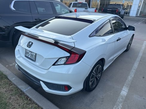 Used 2018 Honda Civic EX-L image 3