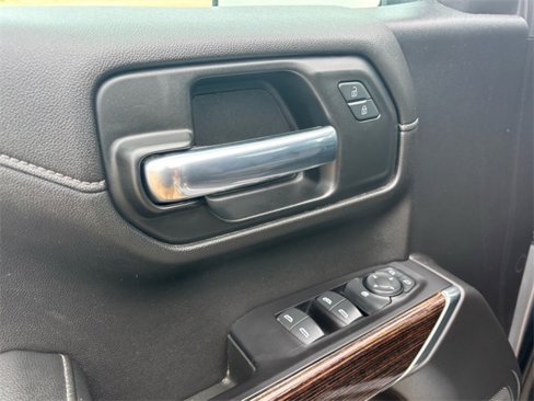 Used 2020 GMC Sierra 1500 SLE w/ SLE Value Package image 19